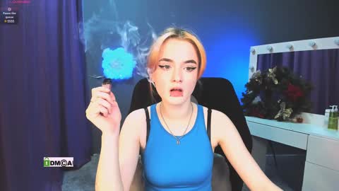 Snapshot of liana_kisses chatting on 02-04-25, 12:00 Little Liana online show from 02-04-25, 12:00