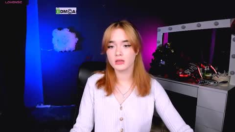 Snapshot of liana_kisses chatting on 02-17-25, 11:13 Little Liana online show from 02-17-25, 11:13