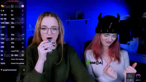 Snapshot of liana_kisses chatting on 10-03-25, 07:22 Little Liana online show from 10-03-25, 07:22