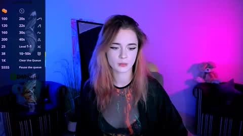 Snapshot of liana_kisses chatting on 10-18-25, 07:03 Little Liana online show from 10-18-25, 07:03