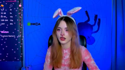 Snapshot of liana_kisses chatting on 10-21-25, 07:47 Little Liana online show from 10-21-25, 07:47