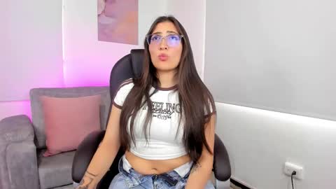 Liana  online show from 02-24-26, 02:15