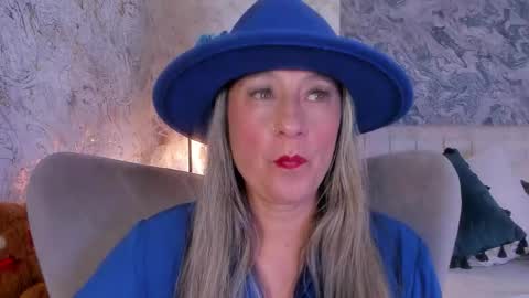 Lian online show from 11-05-25, 07:58