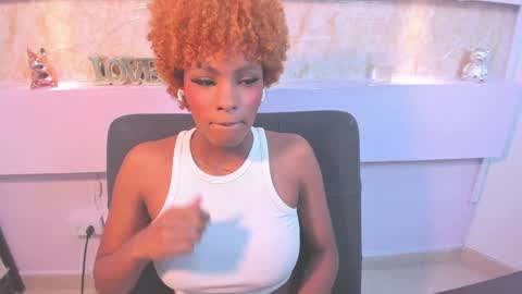 LiannaDixon online show from 12-13-24, 04:38