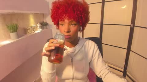 LiannaDixon online show from 01-05-25, 04:06