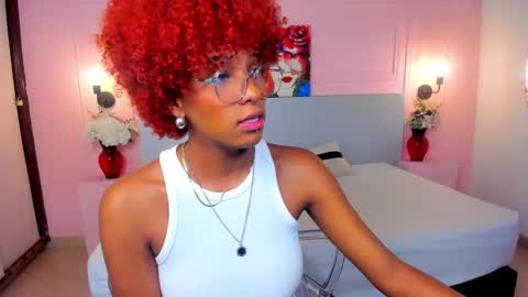 LiannaDixon online show from 01-27-25, 01:52