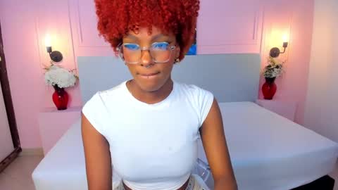 LiannaDixon online show from 01-28-25, 02:42
