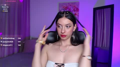 lia online show from 01-17-25, 03:43
