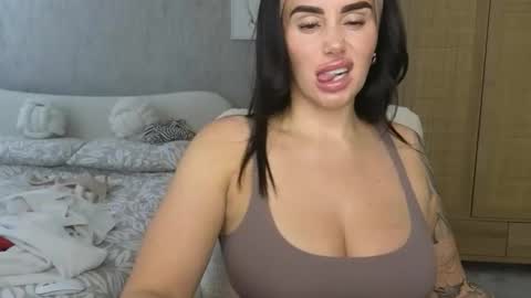 Libby online show from 10-21-25, 10:16