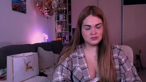 libra_mia online show from 11-11-25, 07:52