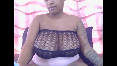 lickabletash98 online show from 09-26-25, 06:39