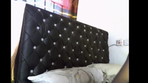 lickmefuckmex online show from 11-08-25, 09:09