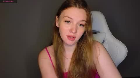 Snapshot of liebevol chatting on 10-26-25, 06:03 Amelia Next stream Friday - start 1500-1600 UTC online show from 10-26-25, 06:03