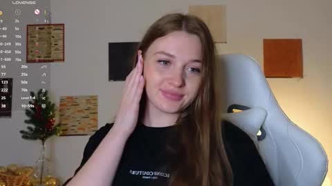 Snapshot of liebevol chatting on 11-21-25, 06:06 Amelia Next stream Friday - start 1500-1600 UTC online show from 11-21-25, 06:06