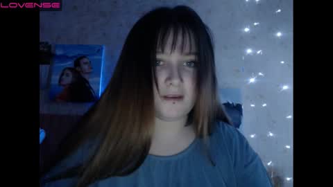 Snapshot of light_lunaa chatting on 12-12-24, 10:02 light_lunaa online show from 12-12-24, 10:02