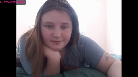 Snapshot of light_lunaa chatting on 01-05-25, 08:22 light_lunaa online show from 01-05-25, 08:22