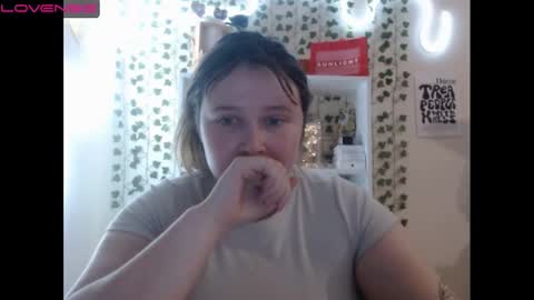 Snapshot of light_lunaa chatting on 01-14-25, 11:42 light_lunaa online show from 01-14-25, 11:42