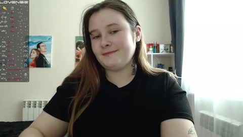 Snapshot of light_lunaa chatting on 02-12-25, 10:24 light_lunaa online show from 02-12-25, 10:24