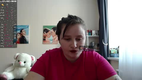 Snapshot of light_lunaa chatting on 02-14-25, 10:17 light_lunaa online show from 02-14-25, 10:17