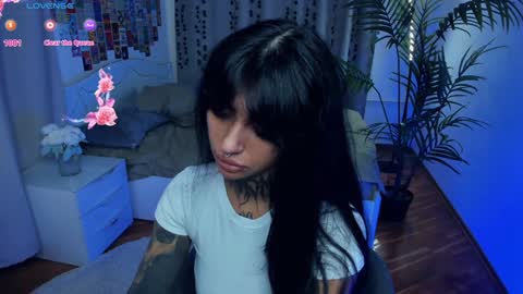 Snapshot of light_my_f1re chatting on 02-15-26, 06:21 Melissa online show from 02-15-26, 06:21