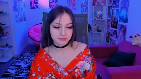 LiLu online show from 10-05-25, 03:54