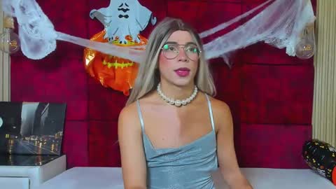 Snapshot of liiacollins chatting on 10-27-25, 07:51 liiacollins online show from 10-27-25, 07:51