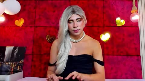 Snapshot of liiacollins chatting on 12-18-25, 10:49 liiacollins online show from 12-18-25, 10:49