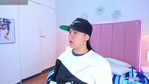 liiam_smith_ online show from 10-25-25, 12:56