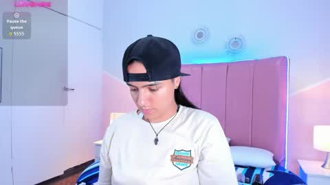 liiam_smith_ online show from 10-26-25, 01:17