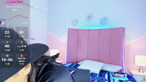 liiam_smith_ online show from 11-17-25, 12:44