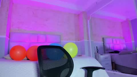 L I I A M online show from 03-02-25, 02:10