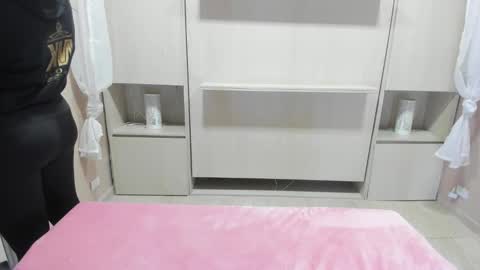 Snapshot of liiavega chatting on 01-19-26, 11:36 online show from 01-19-26, 11:36