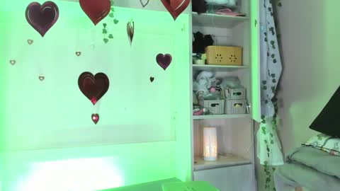 Snapshot of liiavega chatting on 02-13-26, 11:39 online show from 02-13-26, 11:39