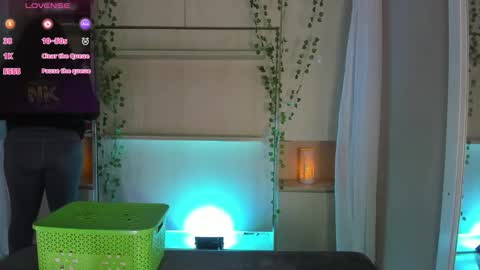 Snapshot of liiavega chatting on 02-25-26, 11:42 online show from 02-25-26, 11:42