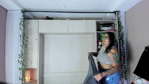 Snapshot of liiavega chatting on 04-10-26, 11:37 online show from 04-10-26, 11:37