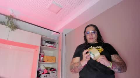 Snapshot of liiavega chatting on 04-14-26, 11:38 online show from 04-14-26, 11:38