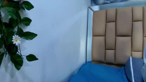 Snapshot of liil_miia chatting on 02-16-26, 07:10 Miia online show from 02-16-26, 07:10