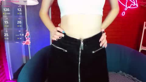 Snapshot of lika_sky chatting on 11-07-25, 11:21 lika_sky online show from 11-07-25, 11:21