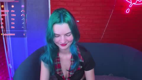 Snapshot of lika_sky chatting on 11-18-25, 04:11 lika_sky online show from 11-18-25, 04:11