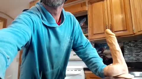 St pierre online show from 11-25-25, 02:39