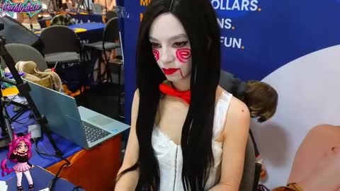 LikeMyAshe online show from 10-26-25, 07:09