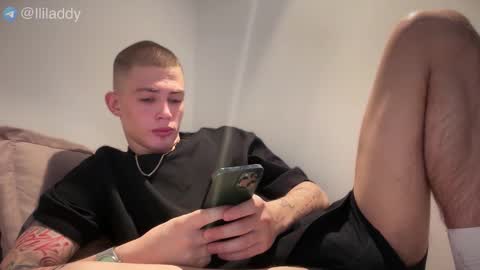 Snapshot of lil_addy chatting on 11-28-25, 11:35 Addy online show from 11-28-25, 11:35