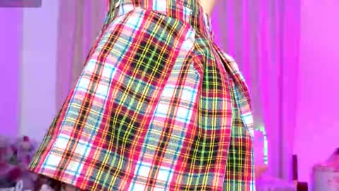 Lil Bella G online show from 10-07-25, 08:00