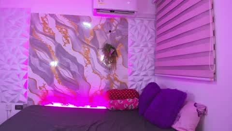 daphne and stuart online show from 12-04-25, 11:46