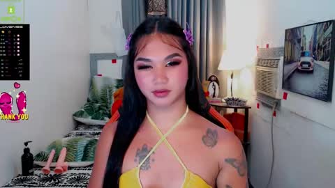 LILY online show from 03-10-25, 01:32