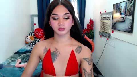 LILY online show from 09-16-25, 02:34