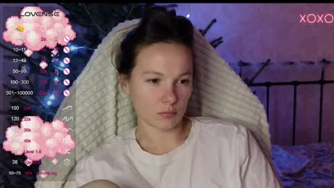 little moon online show from 12-23-24, 08:14