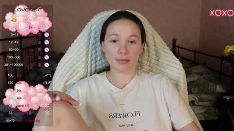 little moon online show from 01-30-25, 05:39