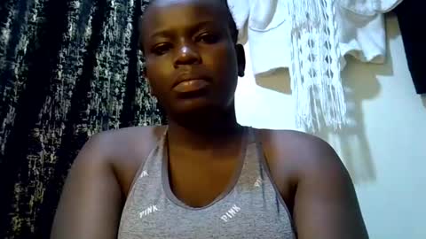 lil_miss23 online show from 10-07-25, 01:58