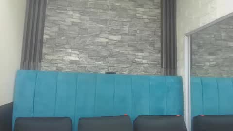 lil_rose2006 online show from 10-20-25, 12:49